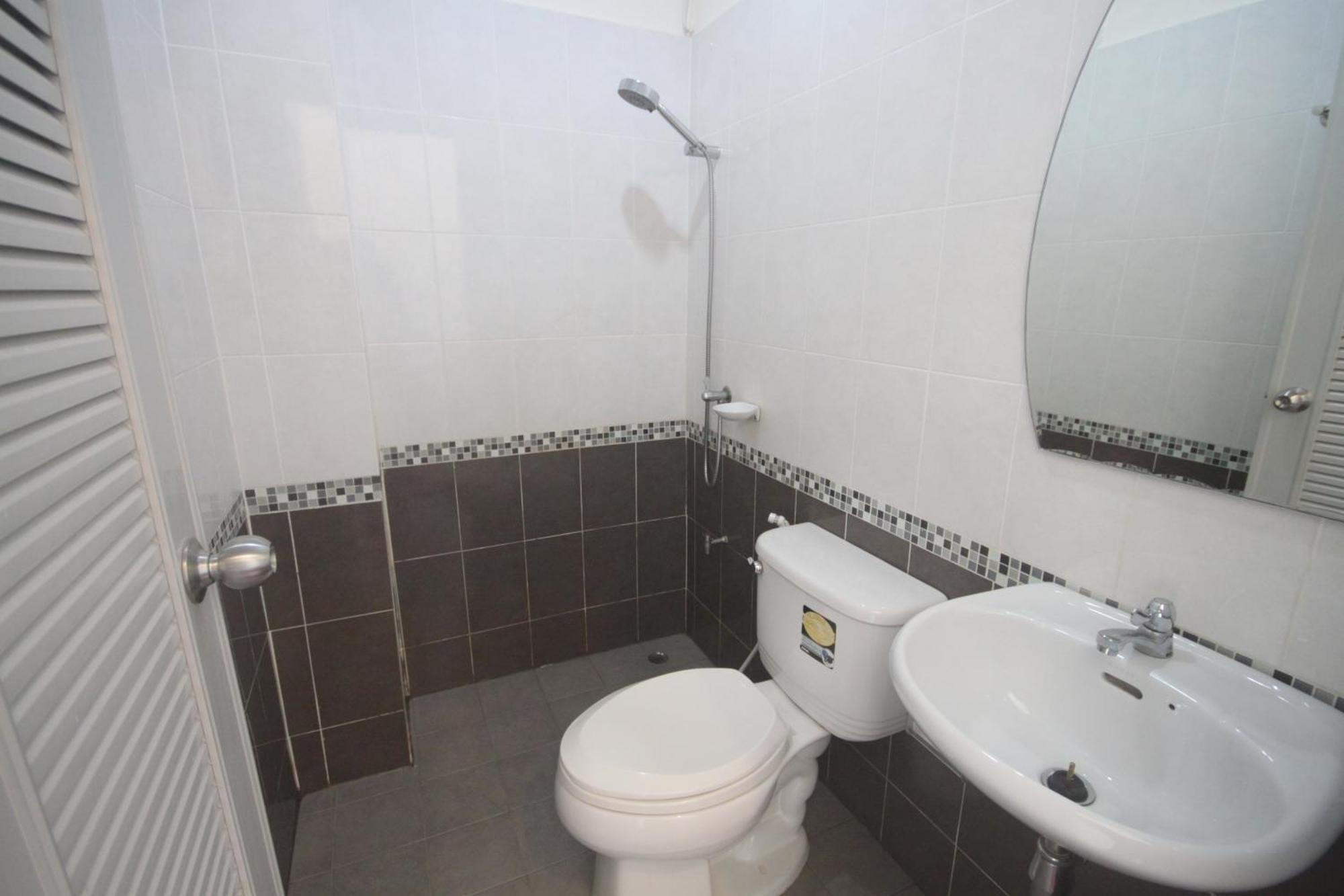 סוראט תאני Myplace@Surat Hotel חדר תמונה